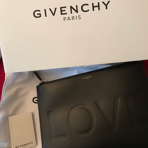 Givenchy pouch/clutch w/ original box & dust cover - Picture 1 of 8